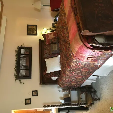 Westview Bed & Breakfast-3